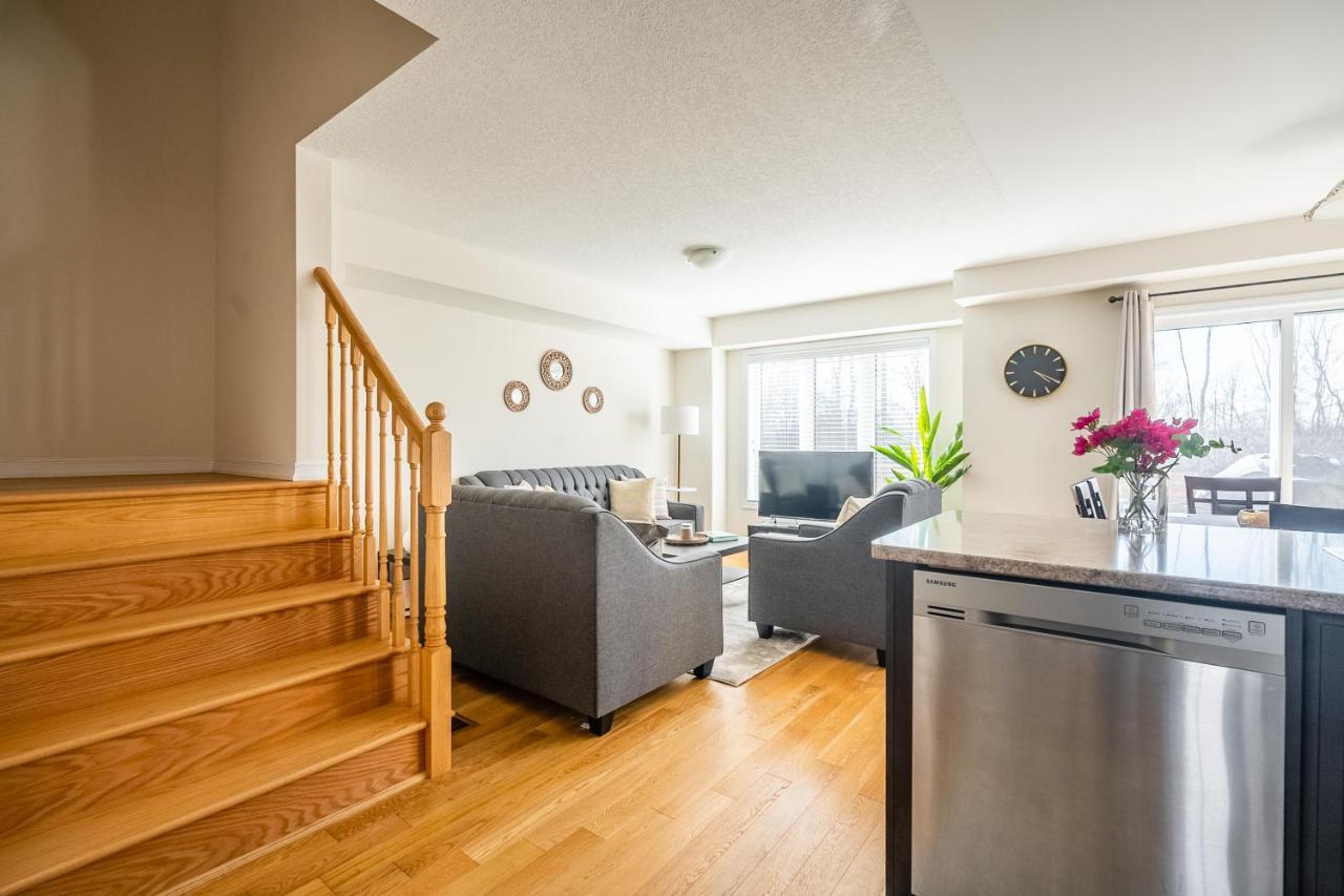 New 3Br Townhouse, Minutes To Niagara Falls And Brock University By Globalstay Thorold Εξωτερικό φωτογραφία